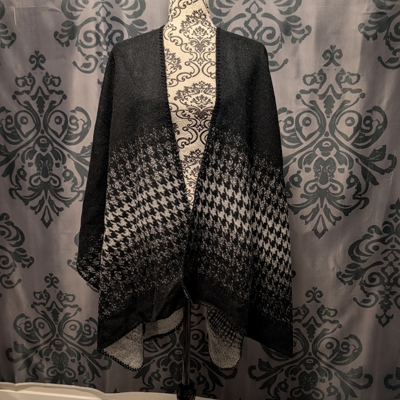 cleo Jackets & Blazers - Cleo Chevron Knit Shawl / Poncho - One Size